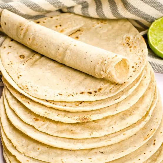 Tortillas de Maíz (Fresh Corn Tortillas)
